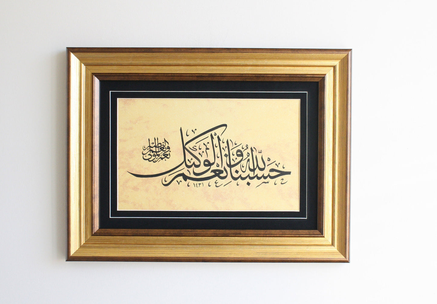 ديكور إسلامي يدوي الصنع لتزيين الحائط للمنازل الجديدة، لوحة أصلية بخط إسلامي عثماني مزخرف بعنوان "حسبنا الله"